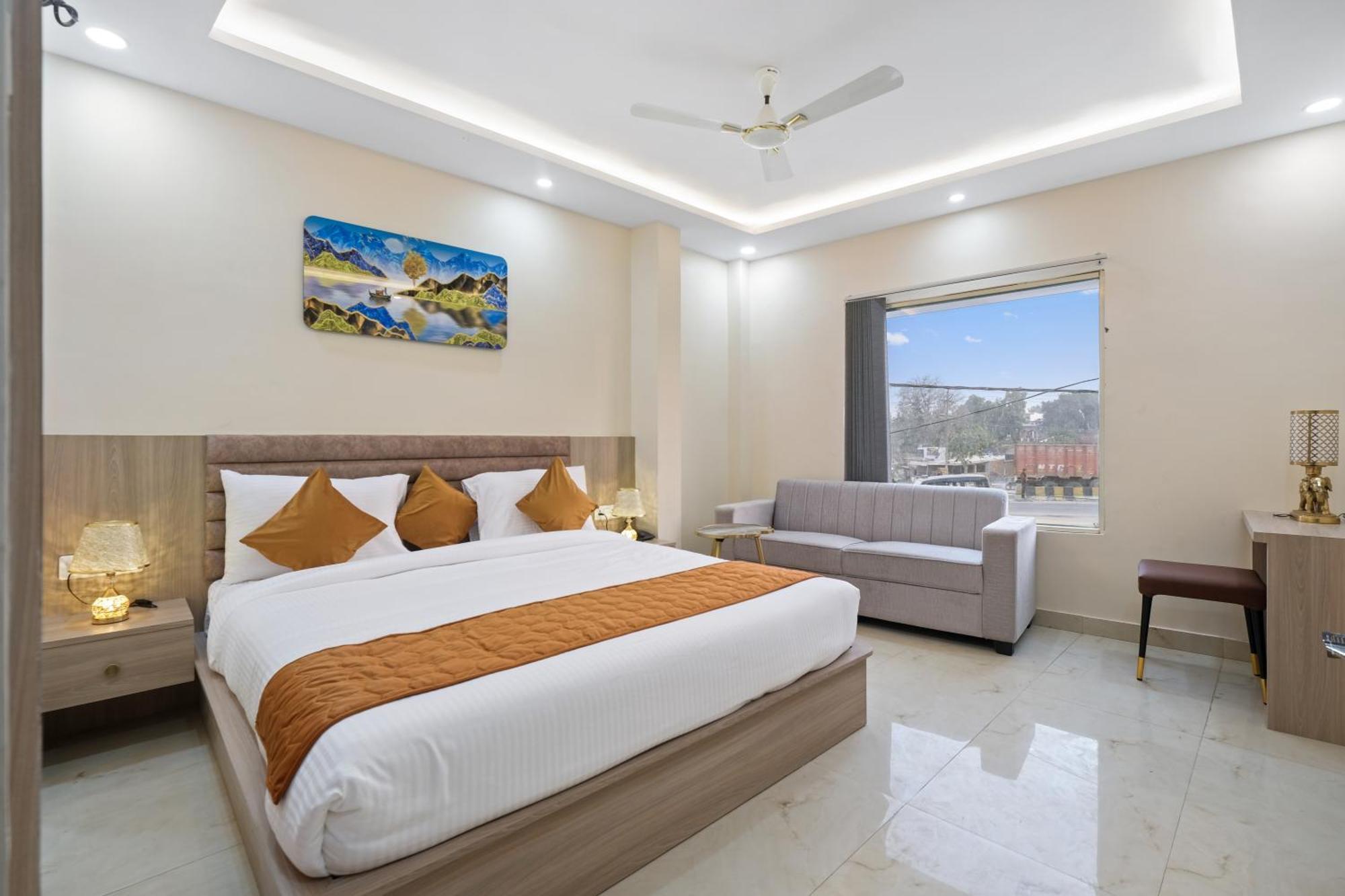 Hotel Sudarshan Ayodhya Eksteriør bilde